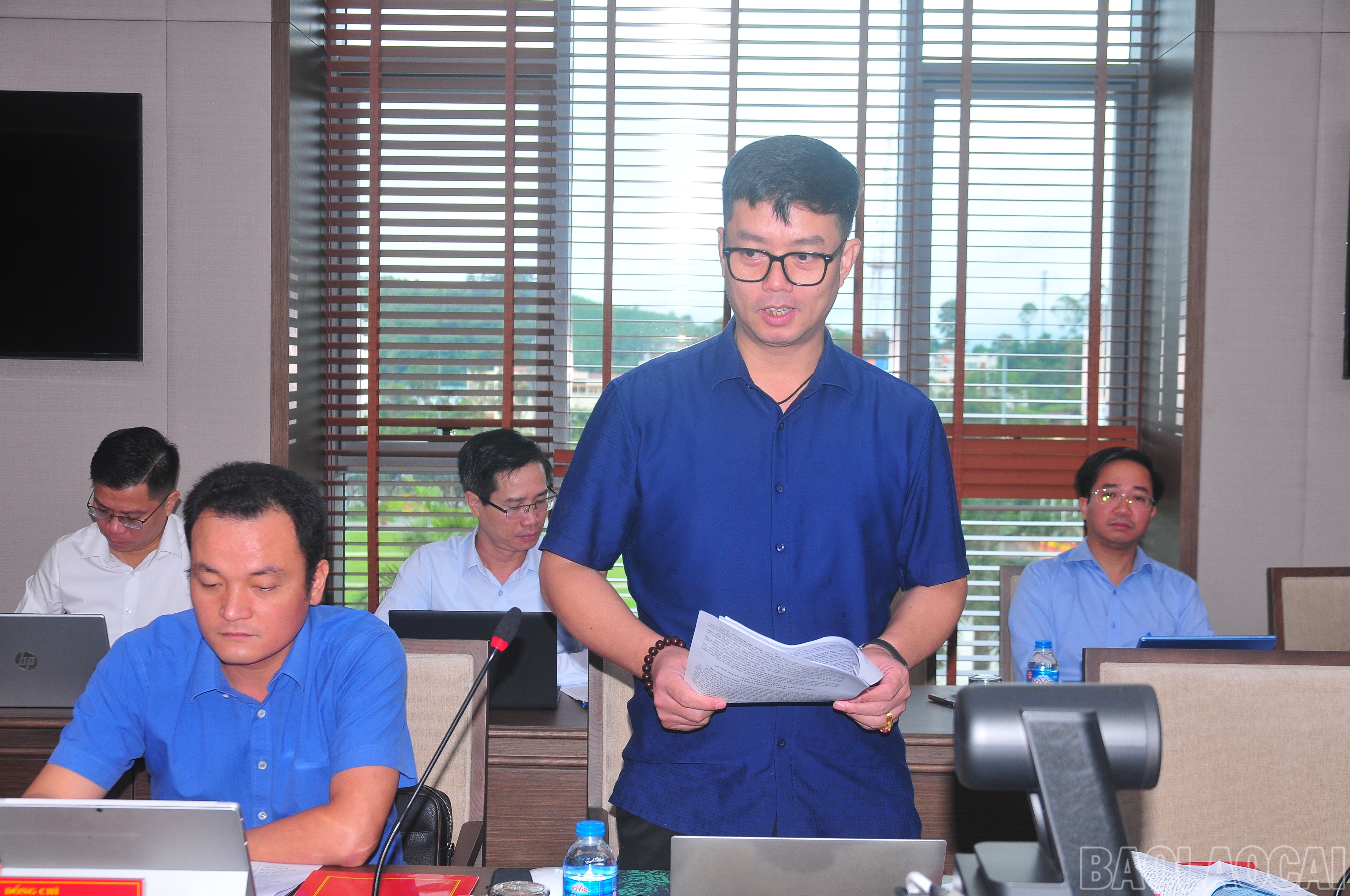 Đồng chí Nguyễn Minh Toàn, Ủy viên Ban Thường vụ Tỉnh ủy, Chủ nhiệm Ủy ban Kiểm tra Tỉnh ủy phát biểu tại hội nghị. baolaocai-br_duc-1825.jpg