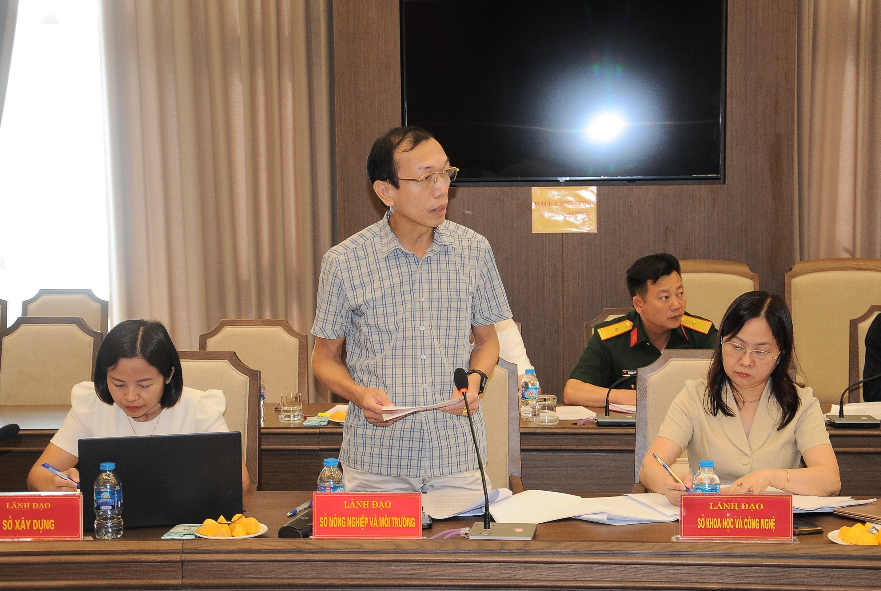 Lãnh đạo Sở Nông nghiệp và Môi trường phát biểu tại hội nghị. duc-3427.jpg