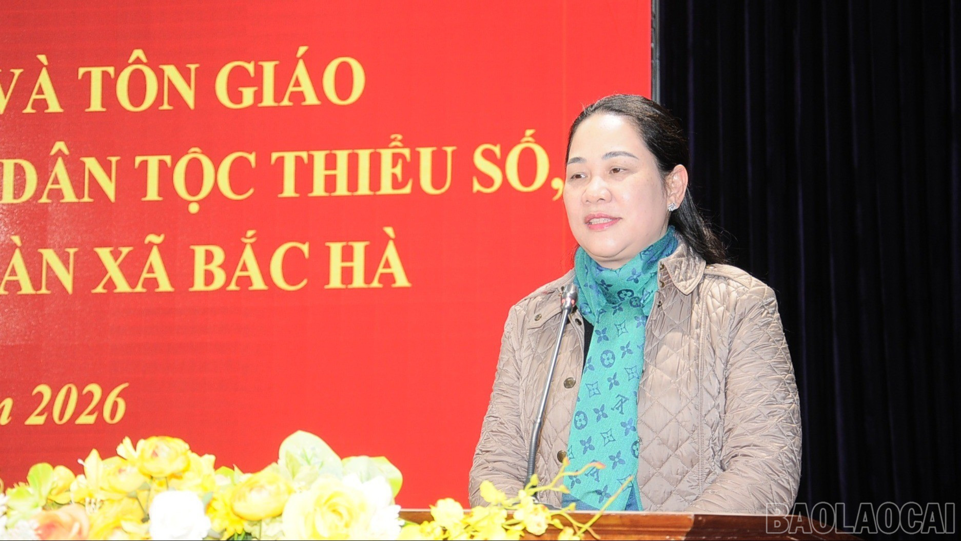 Thứ trưởng Bộ Dân tộc và Tôn giáo Nông Thị Hà phát biểu tại chương trình.