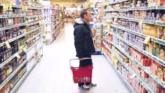 Kinh tế thế giới đối mặt nguy cơ giảm tốc