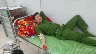 Lào Cai: Đại úy Công an xã kịp thời hiến máu cứu người bệnh nguy kịch