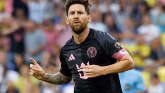 Messi gia hạn hợp đồng với Inter Miami đến năm 41 tuổi