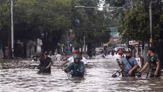 Indonesia xóa bỏ các công trình trái phép để chống lũ lụt