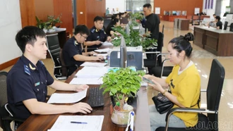 Hải quan cửa khẩu Lào Cai thu ngân sách vượt chỉ tiêu Bộ Tài chính giao