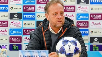 HLV Polking và Văn Hậu tự tin CAHN sẽ đi tiếp ở Champions League Two