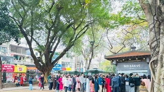 Du lịch Việt Nam tưng bừng đón khách "xông đất" năm mới Bính Ngọ