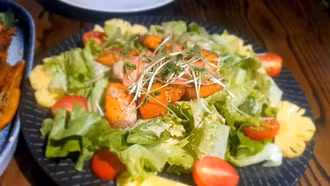 Đừng để thực phẩm ngày Tết thành "gánh nặng" cho gan, ruột