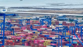 Bộ Công Thương sẽ ban hành danh mục phế liệu tạm nhập, tái xuất, chuyển khẩu