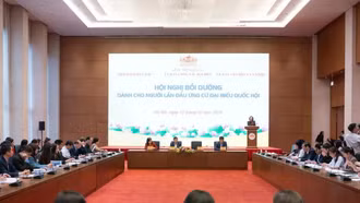 Đại biểu Quốc hội lắng nghe, phản ánh ý chí, nguyện vọng của nhân dân