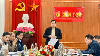 Tổ kiểm tra số 2 kiểm tra công tác chuẩn bị bầu cử tại xã Cát Thịnh và Chấn Thịnh