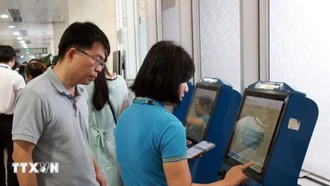 Từ 1/12, chỉ làm thủ tục tại quầy với khách có hành lý ký gửi và khách đặc biệt