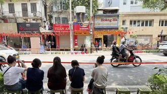 Nở rộ dịch vụ phục vụ nhân dân đi xem diễu binh
