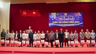 Công đoàn xã Lục Yên tổ chức chương trình “Tết sum vầy – Xuân ơn Đảng” năm 2026