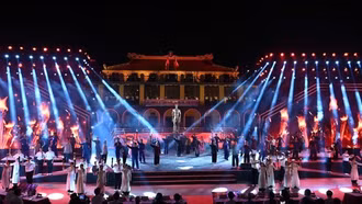 Lãnh đạo Đảng, Nhà nước dự cầu truyền hình kỷ niệm 85 năm Ngày Bác Hồ về nước trực tiếp lãnh đạo cách mạng Việt Nam