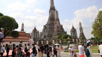 Báo Thái nêu lý do khách chọn Việt Nam thay vì Thái Lan