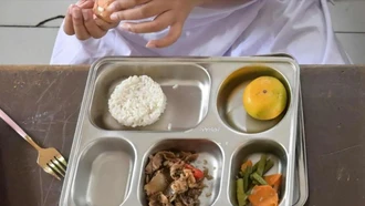 Hơn 360 học sinh Indonesia ngộ độc thực phẩm sau bữa trưa tại trường
