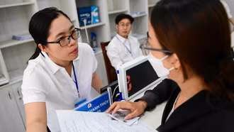 Bộ Nội vụ trả lời về chính sách tiền lương, phụ cấp mới nhất của cán bộ, công chức