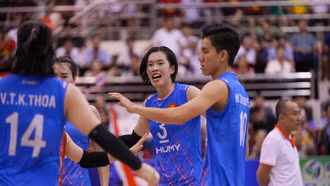 Lần đầu thắng Thái Lan, bóng chuyền nữ Việt Nam vô địch chặng 2 SEA V-League 2025