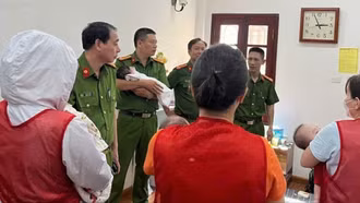 Số phận pháp lý của 11 trẻ được giải cứu khỏi đường dây mang thai hộ