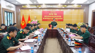 Quân khu 2 kiểm tra công tác sẵn sàng chiến đấu dịp 30/4 và 01/5 tại tỉnh Lào Cai