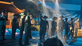 Viết tiếp câu chuyện hòa bình khép lại cơn mưa tầm tã đêm tri ân Dòng sông hoa lửa