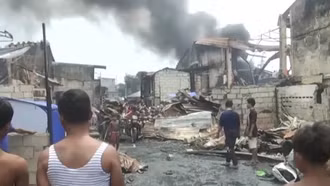 Hỏa hoạn lớn thiêu rụi hàng trăm ngôi nhà tại Philippines