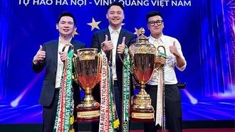 CLB Hà Nội thay gấp giám đốc ngay sau khi đổi HLV