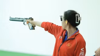 Trao Bằng khen của Thủ tướng cho vận động viên thi đấu xuất sắc tại SEA Games 33