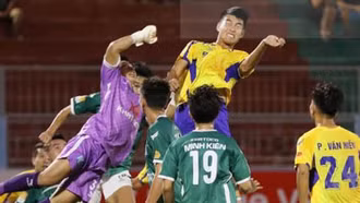 Đội bóng của HLV Park Hang Seo vào tứ kết Cúp Quốc gia