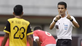 Trọng tài Indonesia "cầm cân nảy mực"trận quyết định của U23 Việt Nam