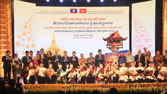 Giai điệu hữu nghị, thắm tình đoàn kết