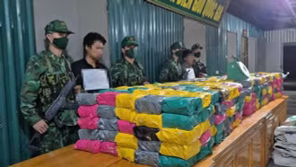 Biên phòng Quảng Trị bắt 2 đối tượng vận chuyển 500 kg ma túy