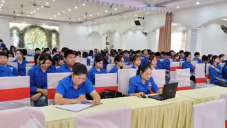Hội nghị tập huấn nâng cao năng lực cho đội ngũ cán bộ làm công tác tuyên truyền về giảm nghèo