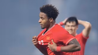 Nguyễn Xuân Son không có tên trong danh sách đề cử Quả bóng vàng Việt Nam