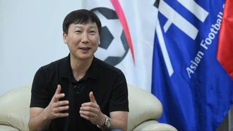 HLV Kim Sang Sik: "Tôi sợ làm mang tiếng HLV Park Hang Seo ở Việt Nam"
