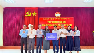 VNPT Lào Cai ủng hộ 300 triệu đồng hỗ trợ Nhân dân khắc phục hậu quả thiên tai