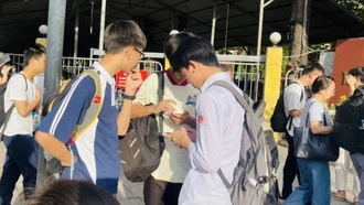 Áp lực học tập: 'Sát thủ vô hình' của sức khỏe tinh thần học sinh
