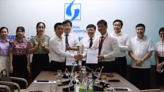 Bệnh viện Lão khoa Trung ương và Bệnh viện Phục hồi chức năng Lào Cai ký thỏa thuận hợp tác chuyên môn 