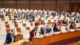 Cử tri nhất trí cao giới thiệu 122 đồng chí ứng cử đại biểu Quốc hội hoạt động chuyên trách khóa XVI