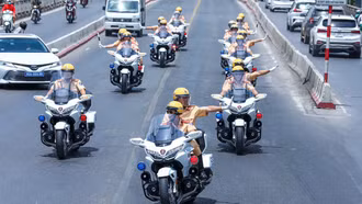 Phân luồng giao thông phục vụ chương trình nghệ thuật mừng Đại hội Đảng