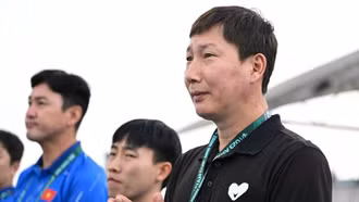 HLV Kim Sang Sik lý giải việc Đình Bắc dự bị, không ngại gặp Nhật Bản ở tứ kết