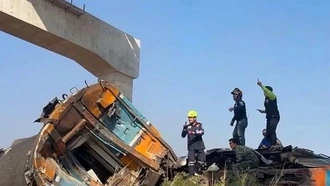 Thủ tướng Thái Lan yêu cầu truy cứu trách nhiệm vụ sập cần cẩu nghiêm trọng