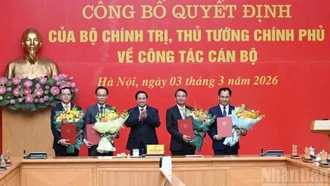 Công bố Quyết định của Bộ Chính trị, Thủ tướng Chính phủ về công tác cán bộ