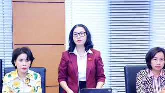 Bảo đảm tiếng nói của phụ nữ trong các quyết định chính sách: Từ chủ trương đến thực tiễn