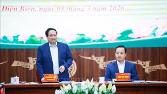 Thủ tướng Phạm Minh Chính làm việc với lãnh đạo tỉnh Điện Biên