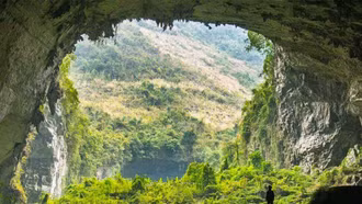 Hang Sơn Đoòng đã kín chỗ đến năm 2027