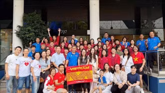 Tuyển bóng đá nữ Việt Nam truyền cảm hứng mạnh mẽ cho cộng đồng người Việt ở nước ngoài