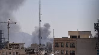 Các nước gấp rút sơ tán công dân giữa xung đột Trung Đông