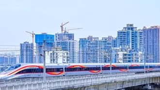 Trung Quốc đưa vào sử dụng tuyến đường sắt cao tốc đến biên giới Việt Nam