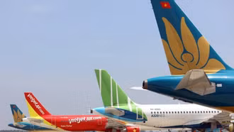 Vận tải hàng không bứt tốc, bay quốc tế dẫn đầu đà tăng trưởng